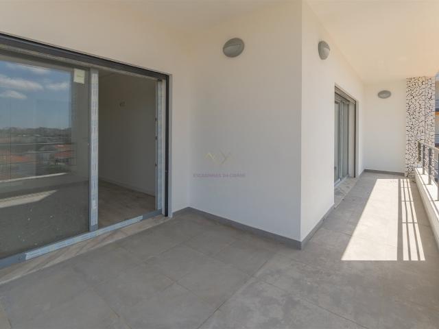 Exclusivo T1+1 Duplex com 2 Terraços, Churrasqueira e Open S. 94m² Seixal, Arrentela e Aldeia de Paio Pires