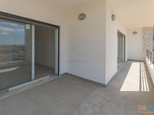 Exclusivo T1+1 Duplex com 2 Terraços, Churrasqueira e Open Space de 30 m2 | 26064087049