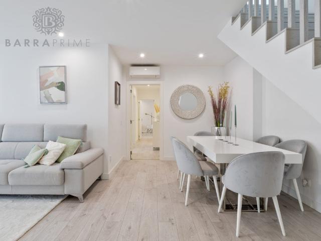 Exclusivo T3 Duplex com Piscina em Faro, Montenegro 0m² Montenegro