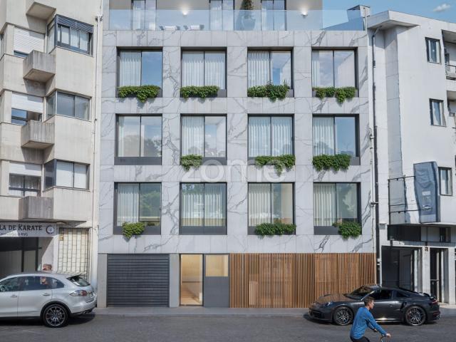 Exclusivo T4 com Terraço Privativo | Edifício Silva Porto