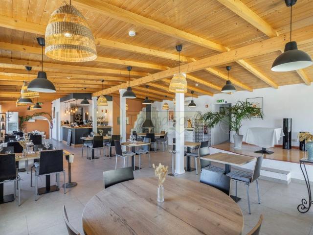 Exclusivo! Trespasse Restaurante com localização premium 214m² Almancil