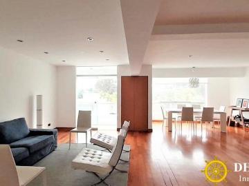 Exclusivo Triplex en Venta: 3 Habitaciones + Cochera + Terraza en Miraflores