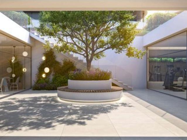 Exclusivos apartamentos y áticos de obra nueva en Estepona