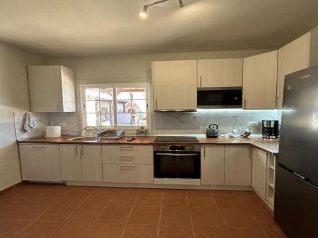 Exclusiva casa canaria en venta en San Miguel de Abona, un oasis de tranquilidad en el sur de Teneri