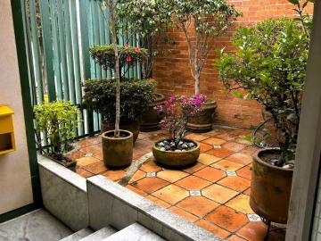 ¡Exclusiva! Casa con Jardín en Ubicación Privilegiada en Fuente de Acueducto