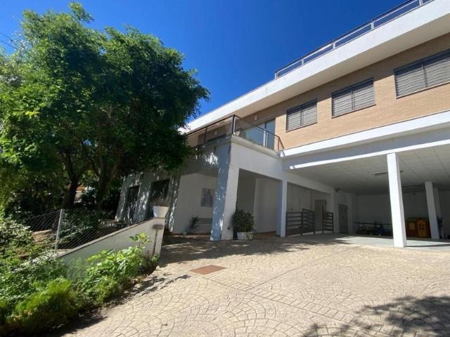 Exclusiva casa de 461 m2 en venta Córdoba, España