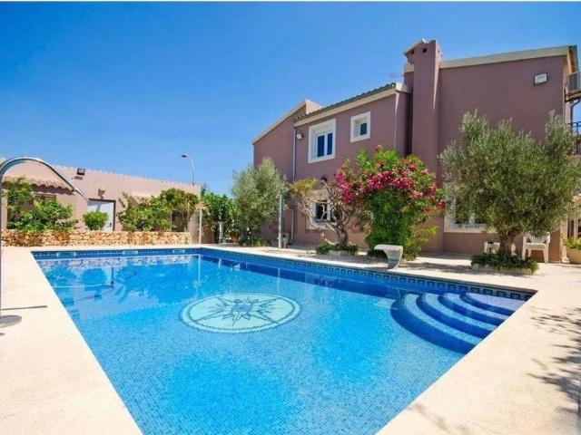 Exclusiva casa de 495 m2 en venta Manacor, España