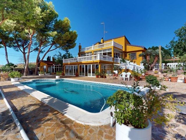 Exclusiva casa de 530 m2 en venta Elche, España