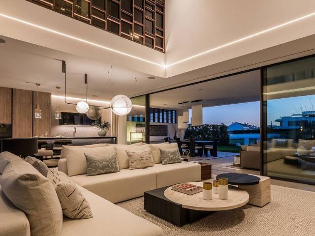 Exclusiva casa de 693 m2 en venta The Golden Mile, España