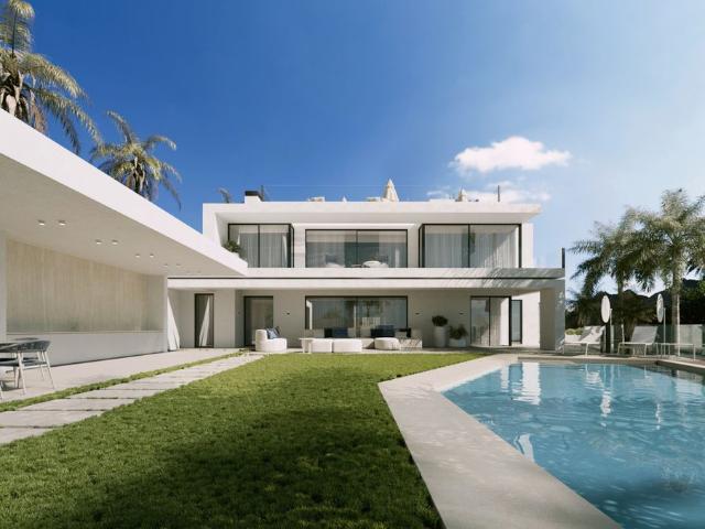 Exclusiva casa de 708 m2 en venta Marbella, España