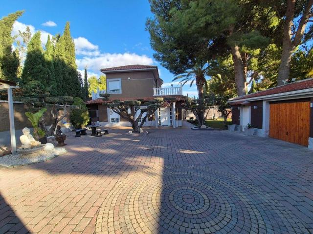 Exclusiva casa de 750 m2 en venta Elda, Comunidad Valenciana