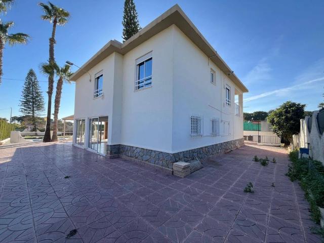 Exclusiva casa de 890 m2 en venta Elche, España