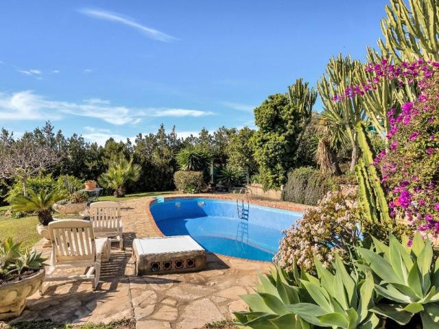 Exclusiva casa de 920 m2 en venta Estepona, España