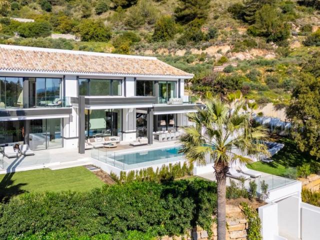 Exclusiva casa de 1278 m2 en venta The Golden Mile, Marbella, Andalucía