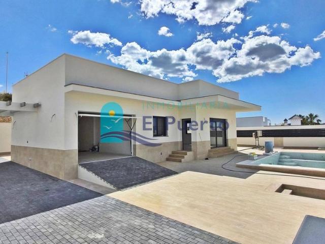 Exclusiva casa de 130 m2 en venta Mazarrón, España