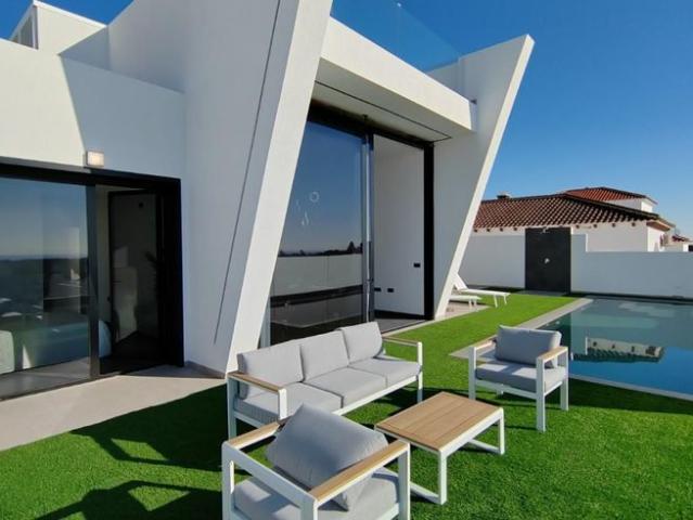 Exclusiva casa de 130 m2 en venta Torrevieja, Comunidad Valenciana
