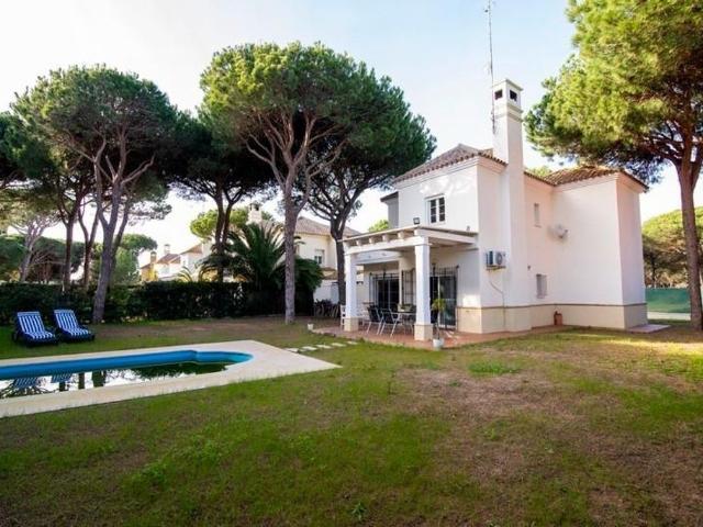 Exclusiva casa de 140 m2 en venta Chiclana de la Frontera, España
