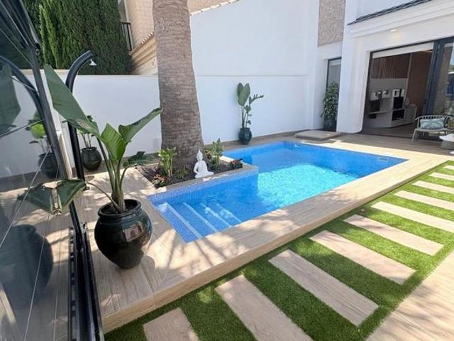 Exclusiva casa de 174 m2 en venta San Pedro del Pinatar, Murcia