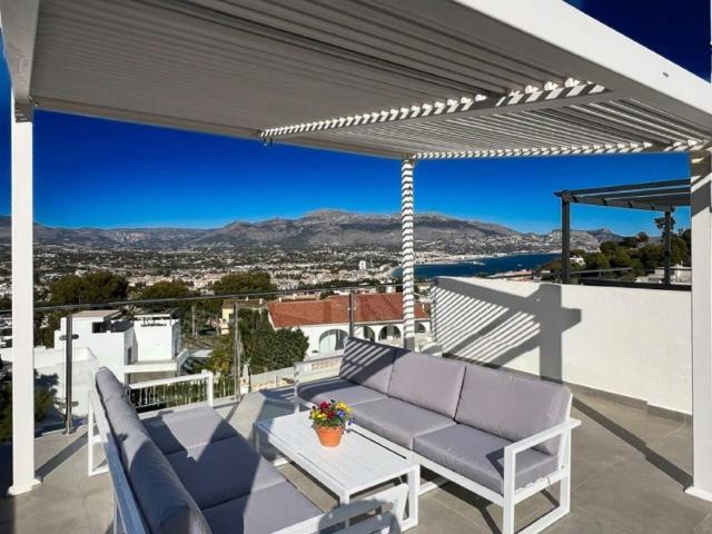 Exclusiva casa de 191 m2 en venta Alfaz del Pi, Comunidad Valenciana