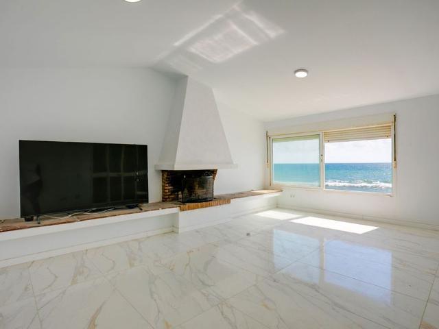 Exclusiva casa de 193 m2 en venta Estepona, España