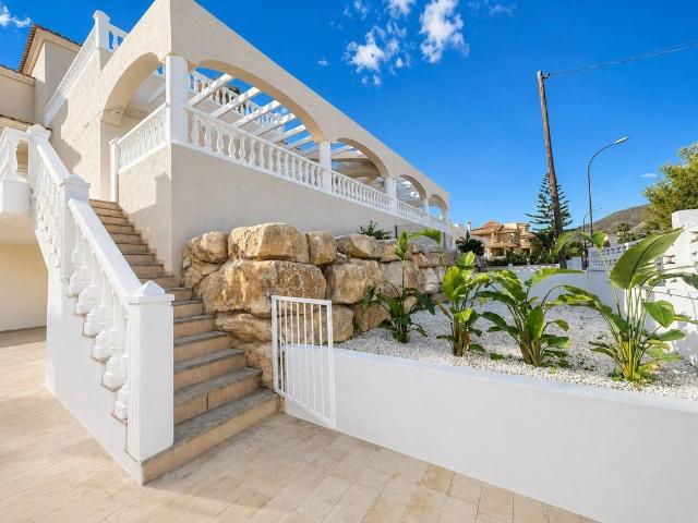Exclusiva casa de 1 m2 en venta Campello, Comunidad Valenciana