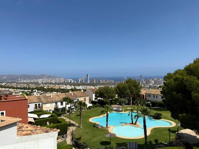 Exclusiva casa de 212 m2 en venta Finestrat, España