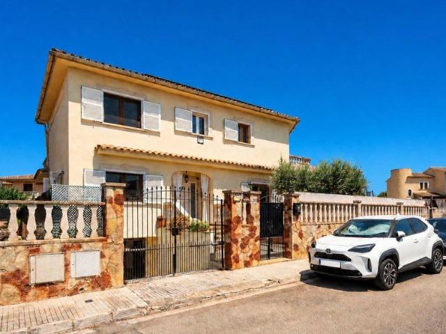 Exclusiva casa de 216 m2 en venta Marratxí, Baleares