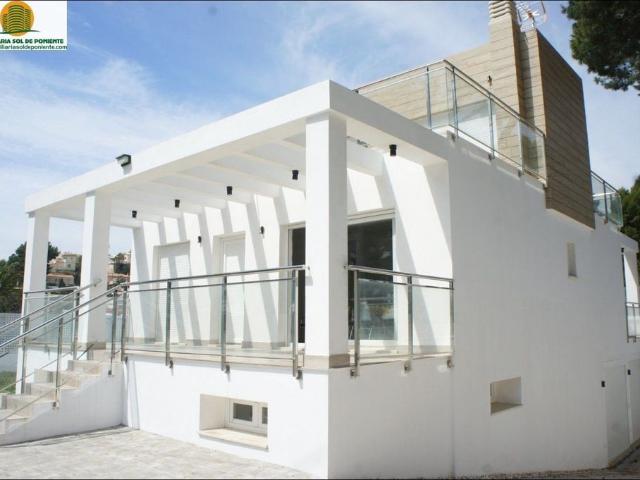 Exclusiva casa de 220 m2 en venta la Nucia, Comunidad Valenciana