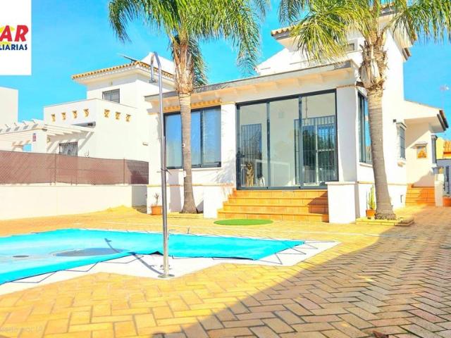 Exclusiva casa de 223 m2 en venta Chipiona, Andalucía