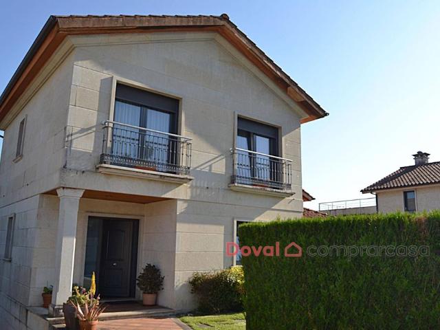 Casa de 360 m2 en venta Porriño, España