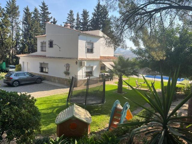 Exclusiva casa de 232 m2 en venta Álora, España