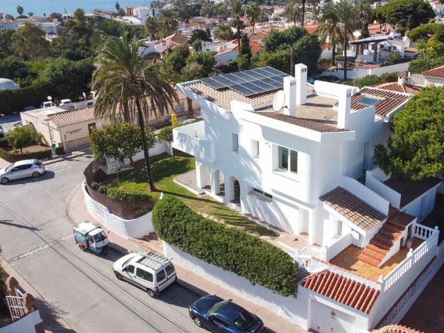 Exclusiva casa de 236 m2 en venta El Faro, Andalucía