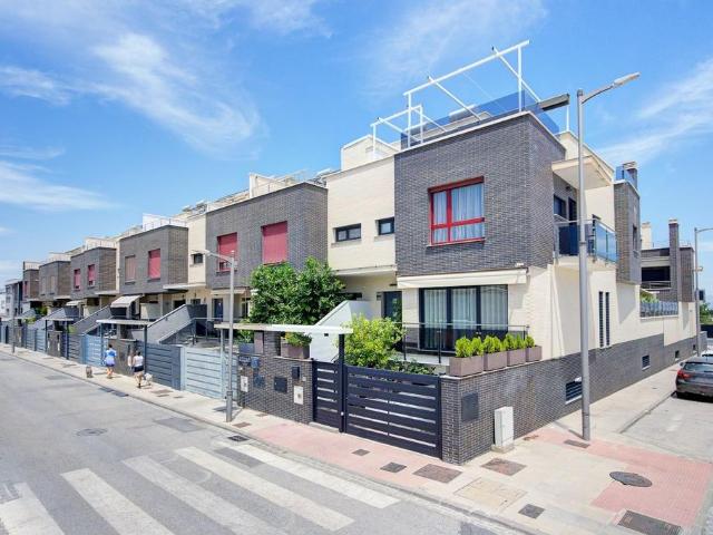 Exclusiva casa de 240 m2 en alquiler Churriana de la Vega, Andalucía