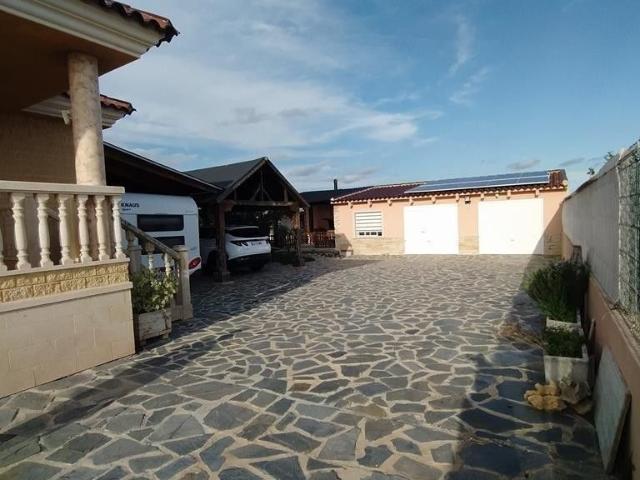 Exclusiva casa de 240 m2 en venta Orihuela, España