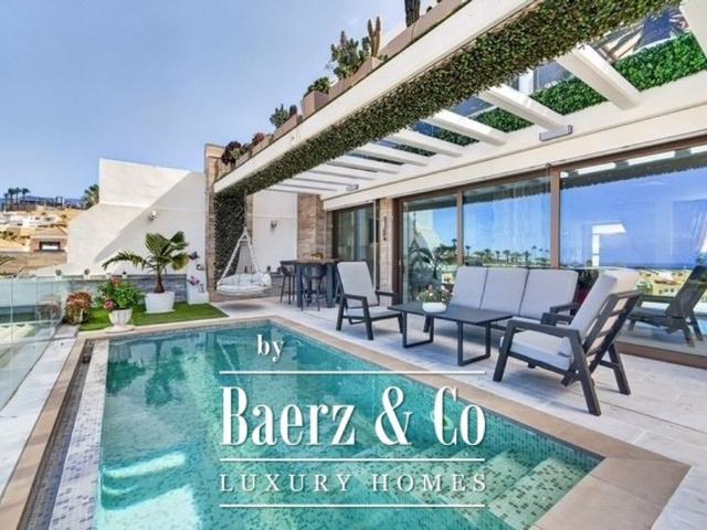 Exclusiva casa de 243 m2 en venta Adeje, Canarias