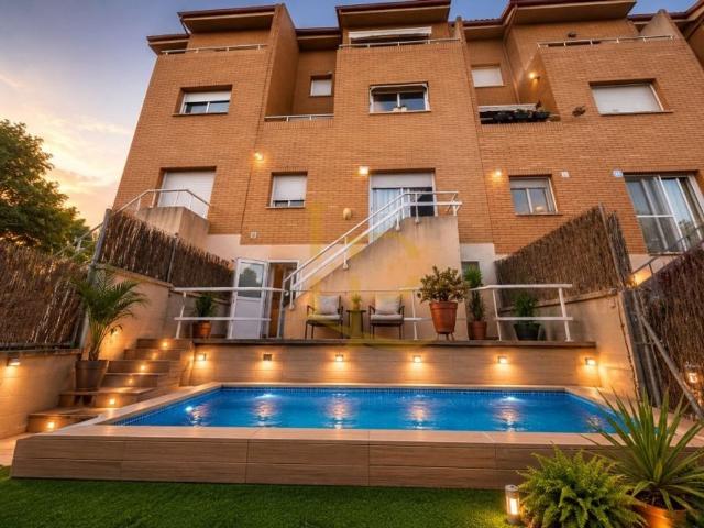 Exclusiva casa de 253 m2 en venta Castelbisbal, Cataluña