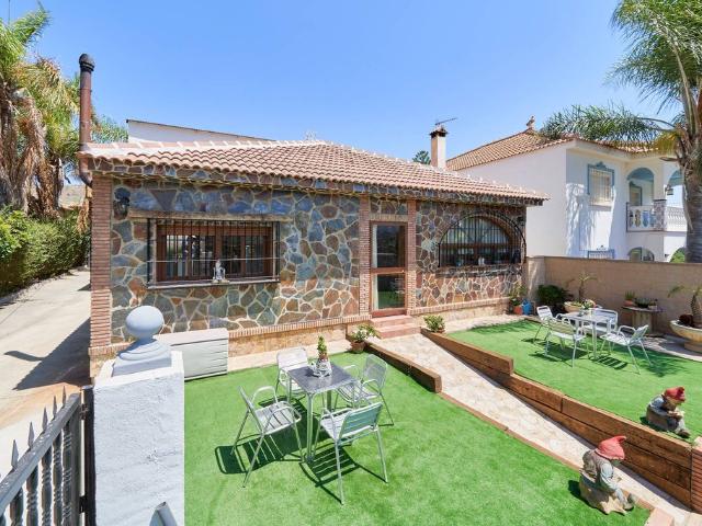 Exclusiva casa de 294 m2 en venta Málaga, Andalucía