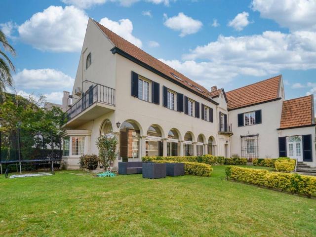 Exclusiva casa de 350 m2 en venta Guecho, País Vasco