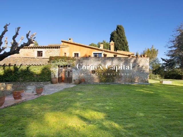 Casa de campo de alto standing de 9 dormitorios en venta Fonteta, España