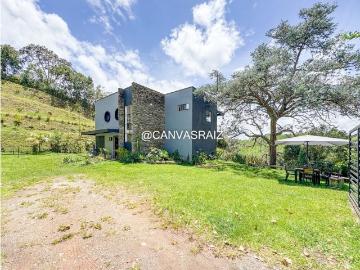 Exclusiva casa de campo en venta Carmen de Viboral, Colombia