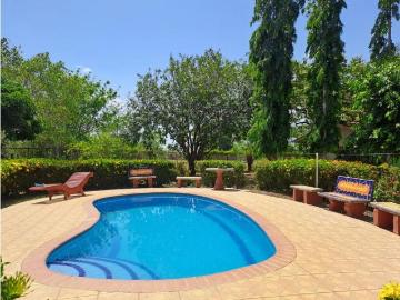 Exclusiva casa de campo en venta Chame, Panamá 129270 LuxuryEstate. Com