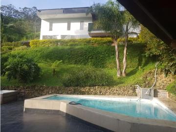 Exclusiva casa de campo en venta Envigado, Colombia