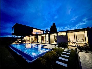 Exclusiva casa de campo en venta Envigado, Departamento de Antioquia