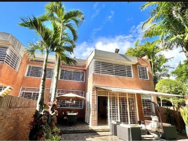 Exclusiva casa de campo en venta Nueva Caracas, Distrito Capital