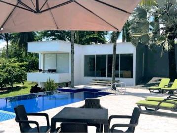 Exclusiva casa de campo en venta Palestina, Colombia