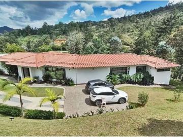 Exclusiva casa de campo en venta Retiro, Departamento de Antioquia