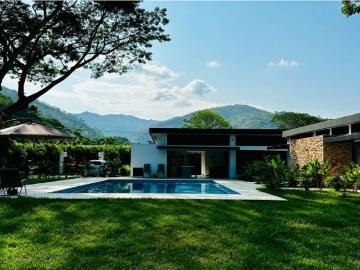 Exclusiva casa de campo en venta Santa Fe de Antioquia, Colombia
