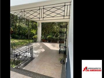 Casa de campo de alto standing de 3 dormitorios en alquiler Medellín, Colombia