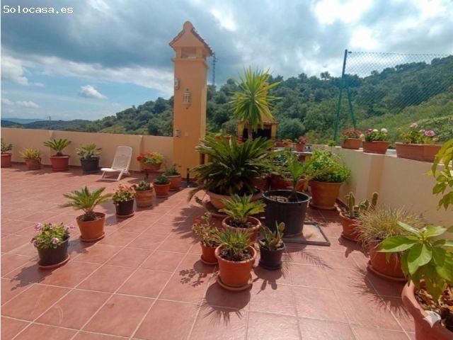 Exclusiva Casa de Lujo en Casabermeja: Diseño, Amplitud y Vistas Panorámicas