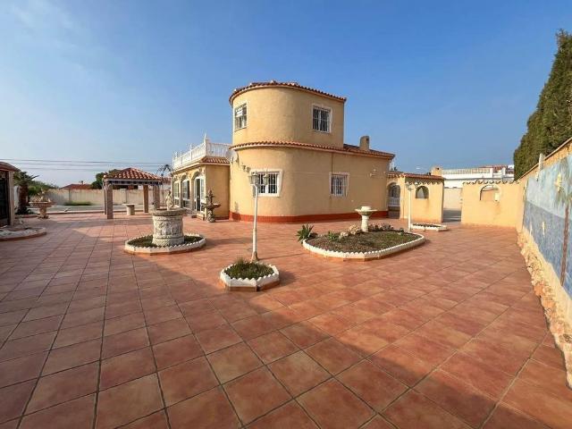 Exclusiva casa en venta Torrevieja, España